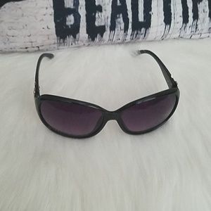 Betsey Johnson sunglasses